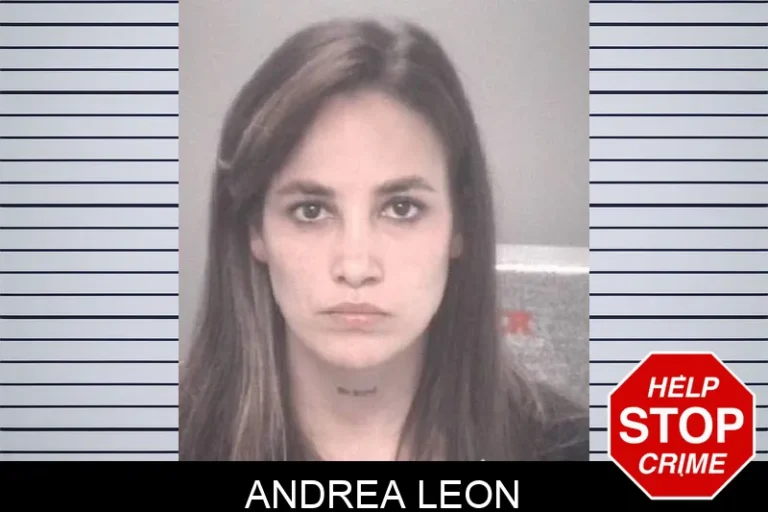 Andrea Leon