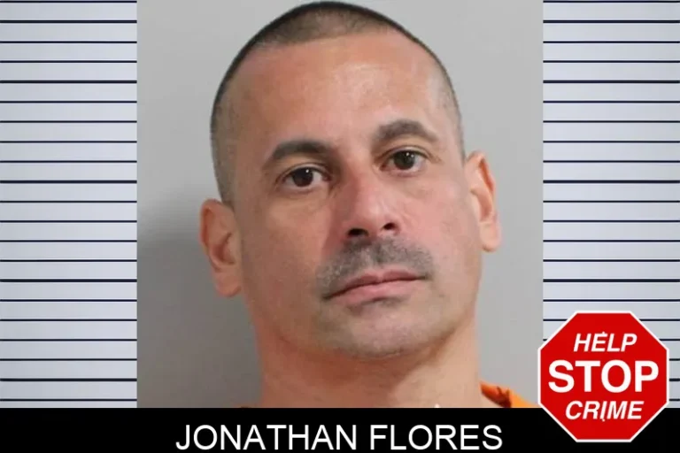 Jonathan Flores