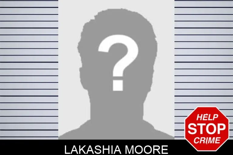 Lakashia Moore
