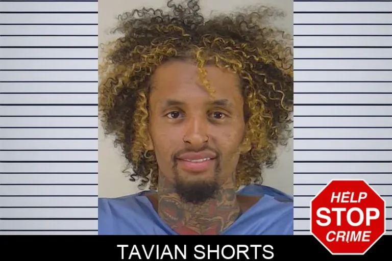 Tavian Shorts