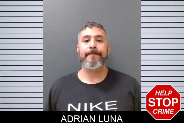 Adrian LuNa