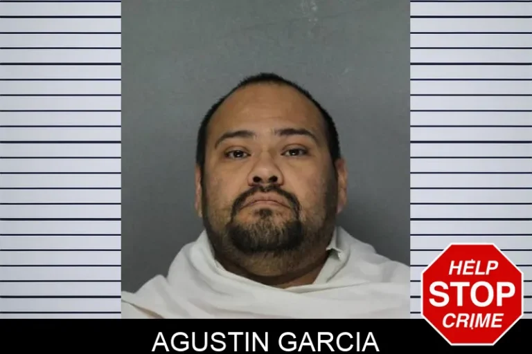 AguStin Garcia
