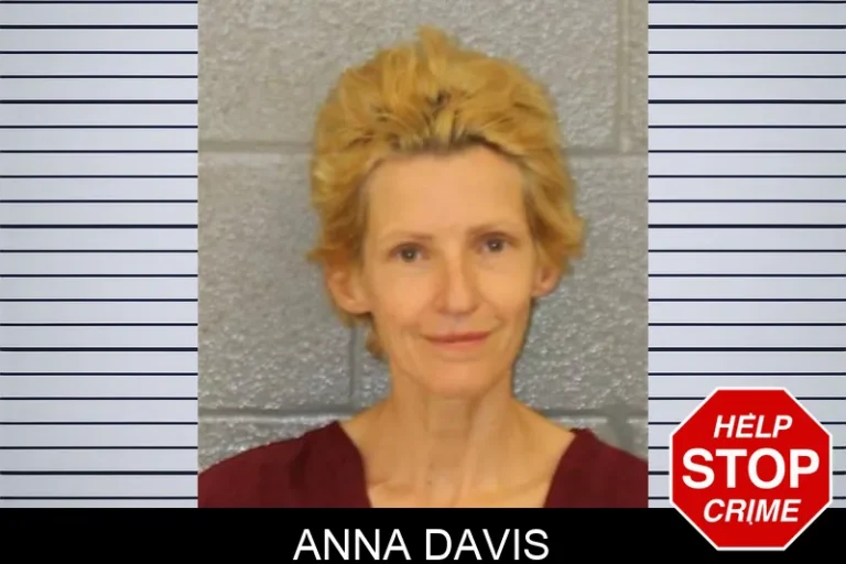 Anna Davis