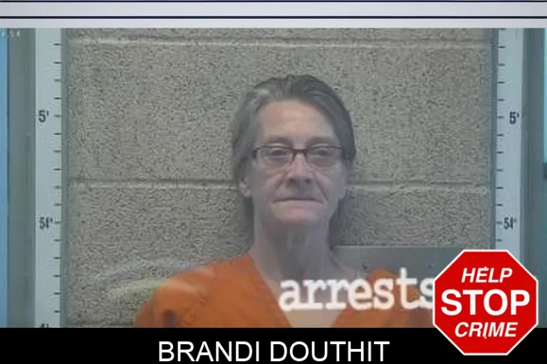 Brandi DouThit