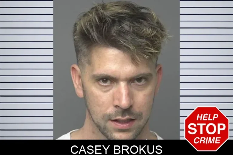 Casey BrokuS