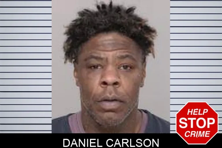 Daniel Carlson