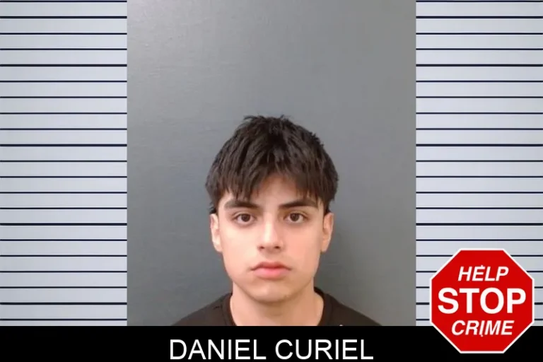 Daniel CuRiel