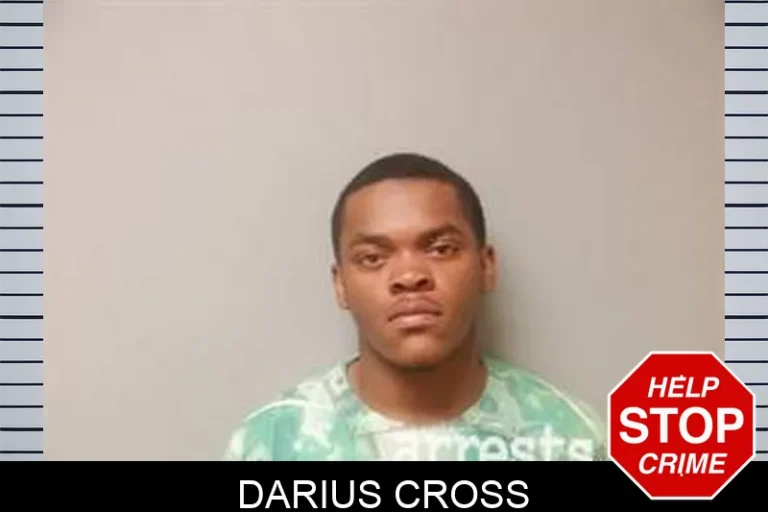 DariuS Cross