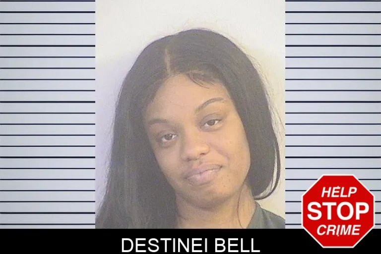Destinei Bell