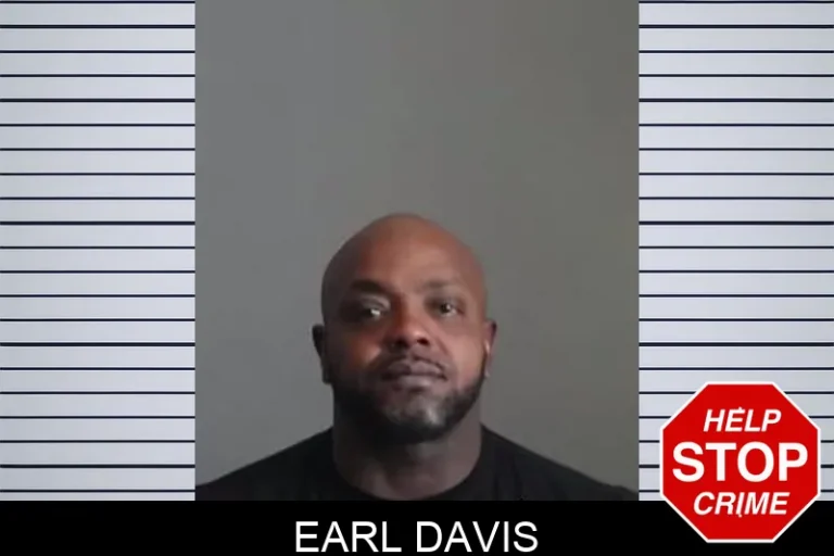 Earl Davis