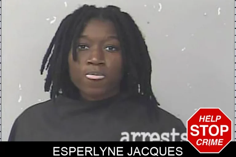 Esperlyne JacquEs