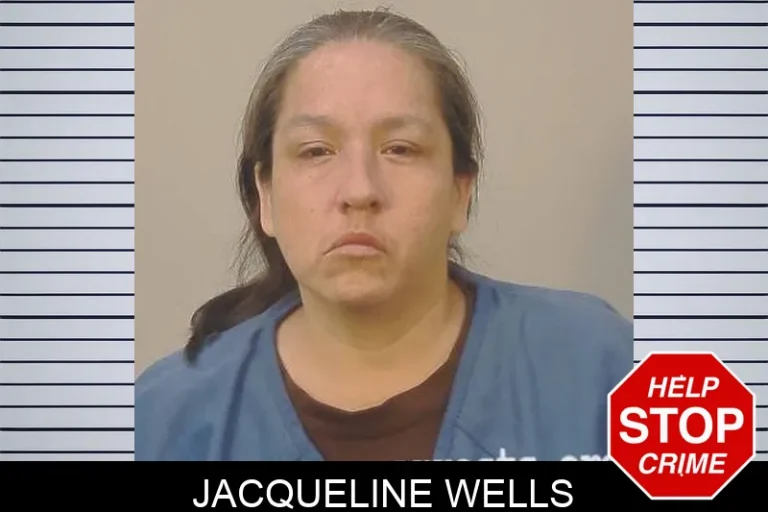 JacquEline Wells