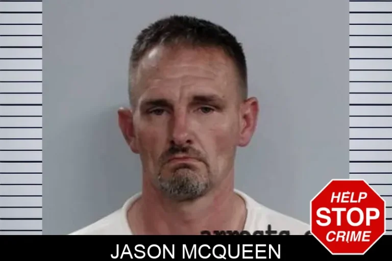 Jason McQuEen