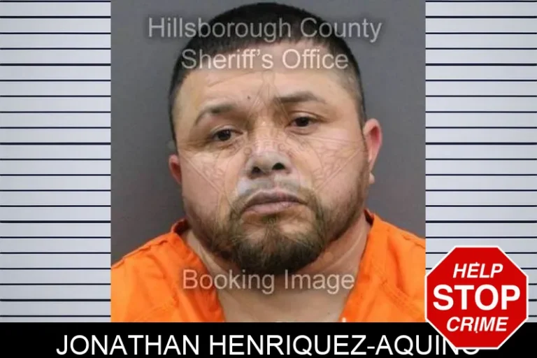 Jonathan HenriquEz-AquIno