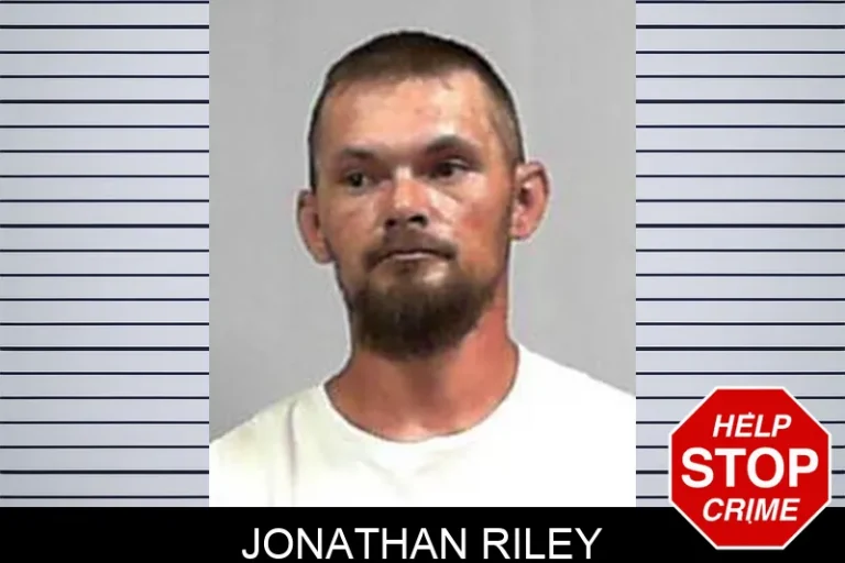 Jonathan Riley