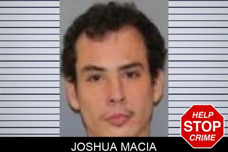 JoshuA Macia
