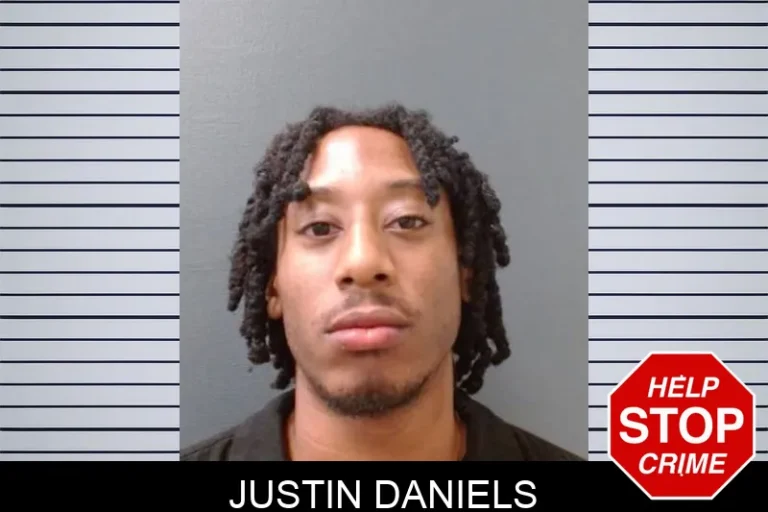 JuStin Daniels