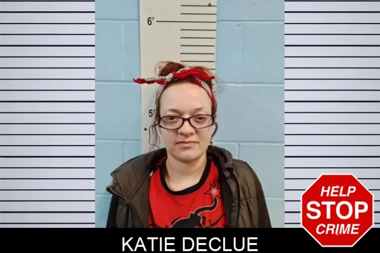 Katie DecluE