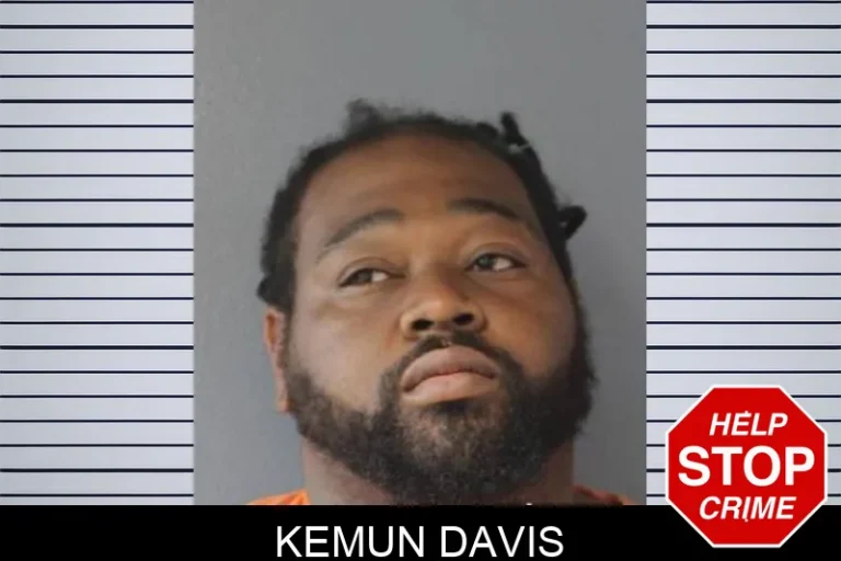KemuN Davis
