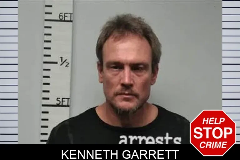 Kenneth Garrett
