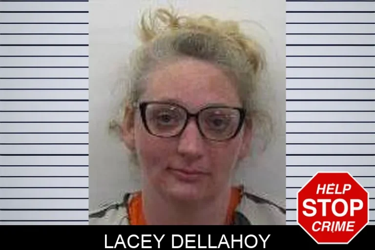 Lacey Dellahoy