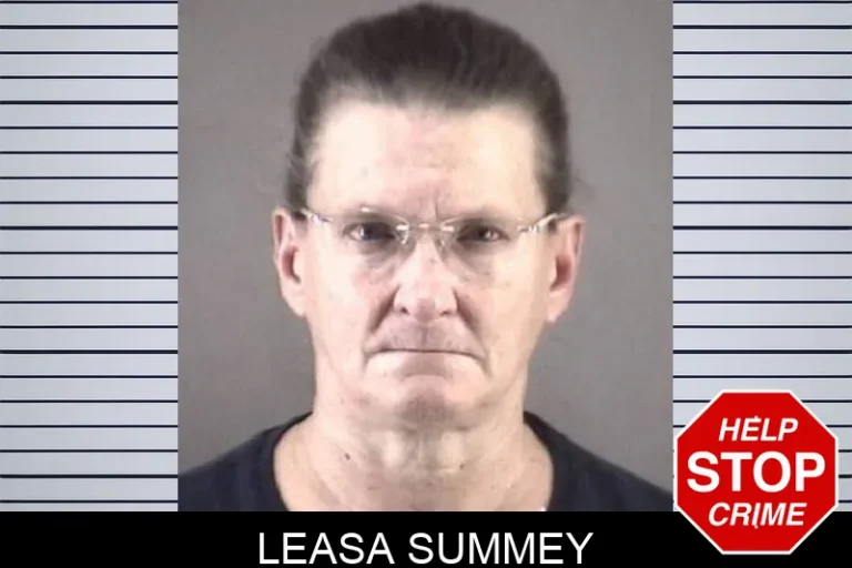 Leasa SuMmey