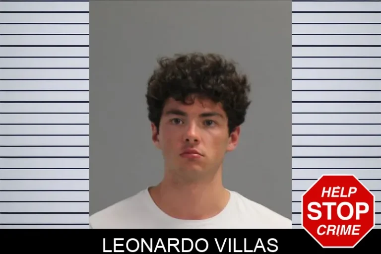 Leonardo Villas