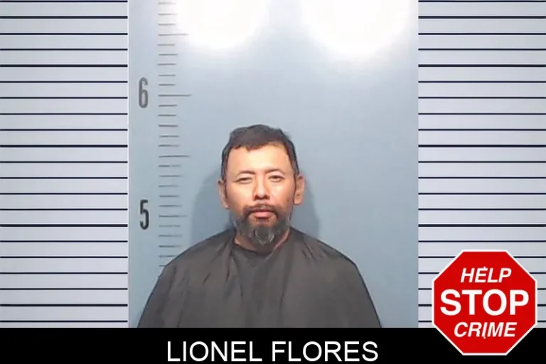 Lionel Flores