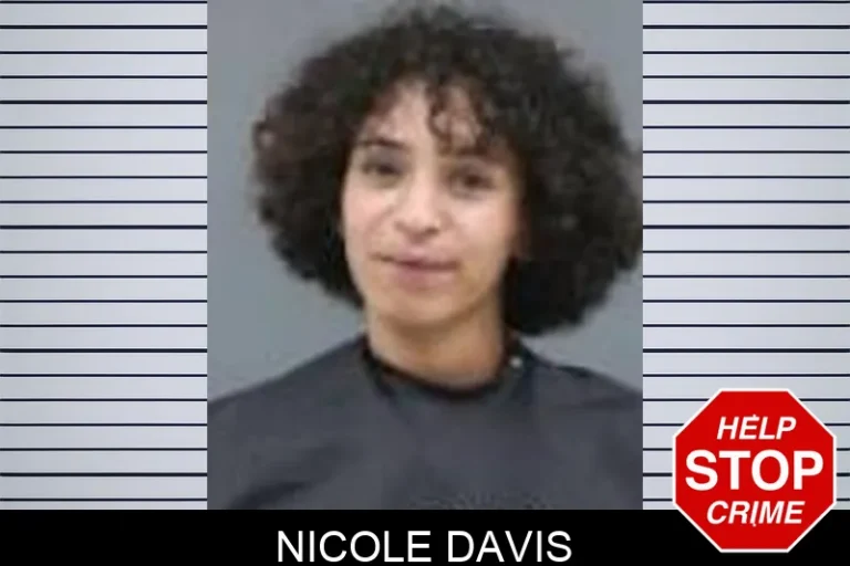 Nicole Davis