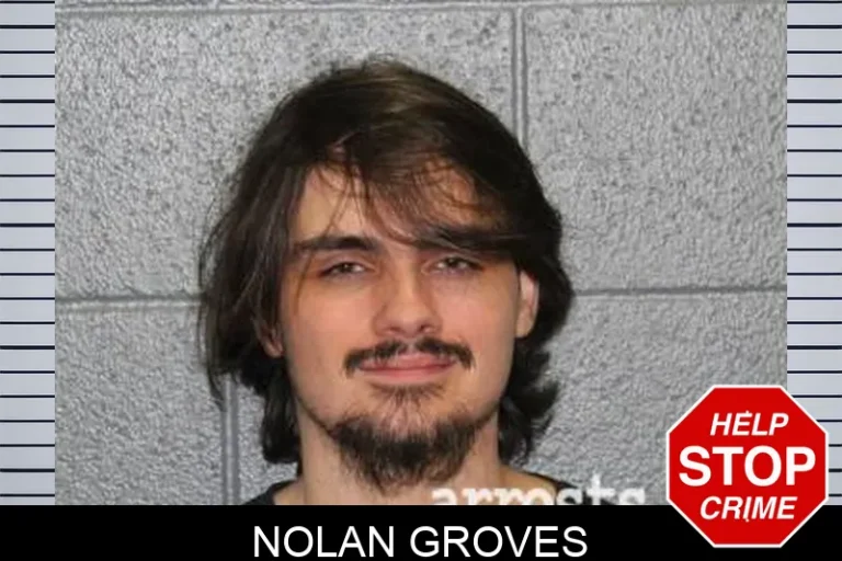 Nolan Groves