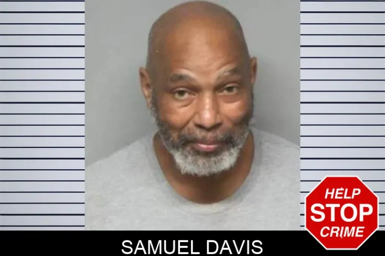 SamuEl Davis