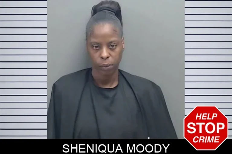 SheniquA Moody