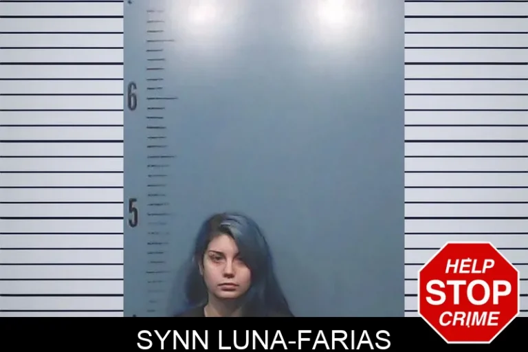 Synn LuNa-Farias