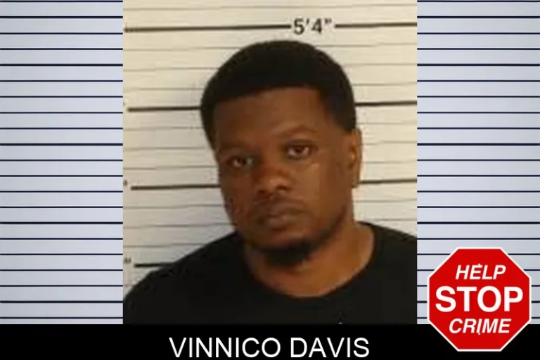 Vinnico Davis
