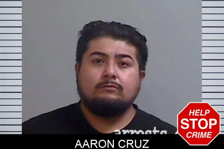 Aaron Cruz