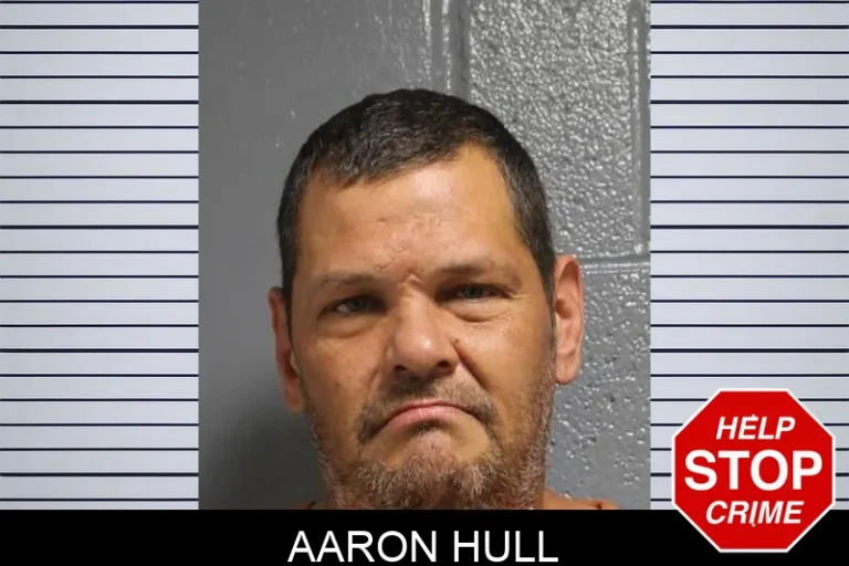 Aaron HuLl