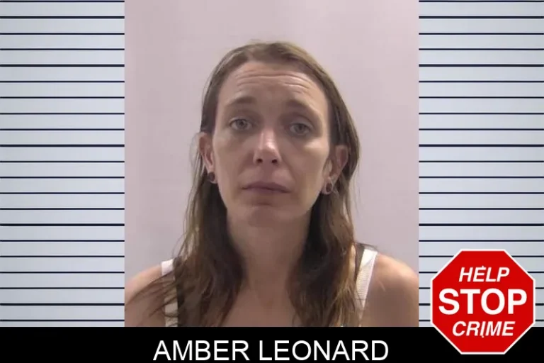 Amber Leonard