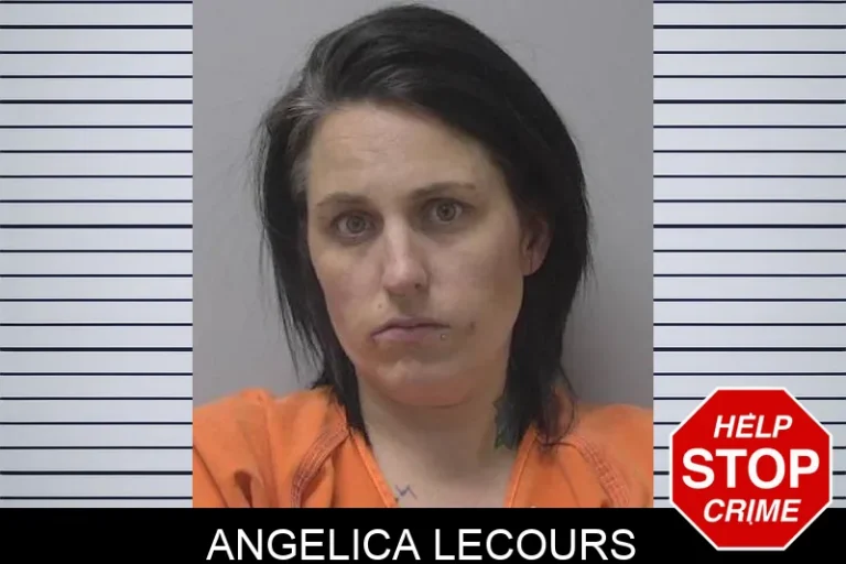 Angelica Lecours