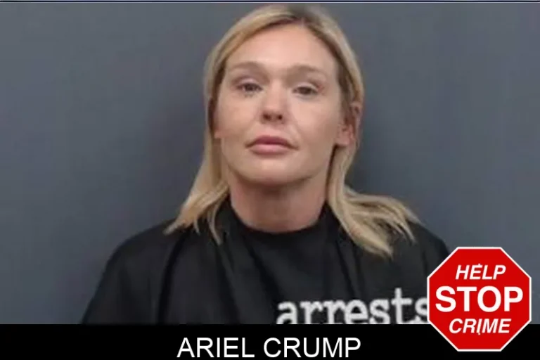 Ariel CruMp