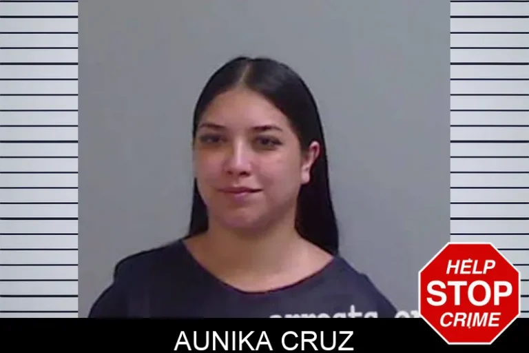 Aunika Cruz