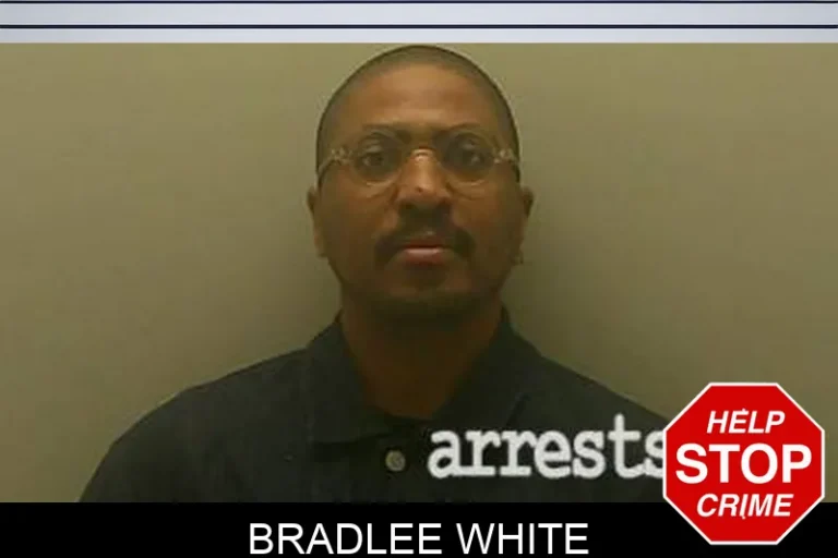 Bradlee White