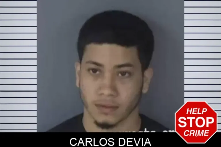 Carlos Devia