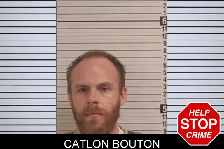 Catlon Bouton