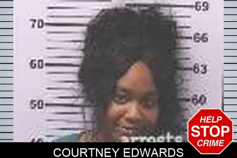 CouRtney Edwards