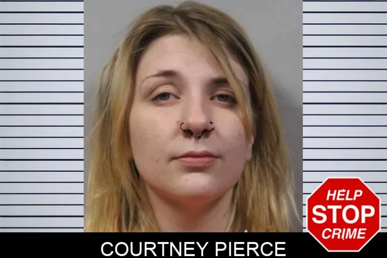 CouRtney Pierce