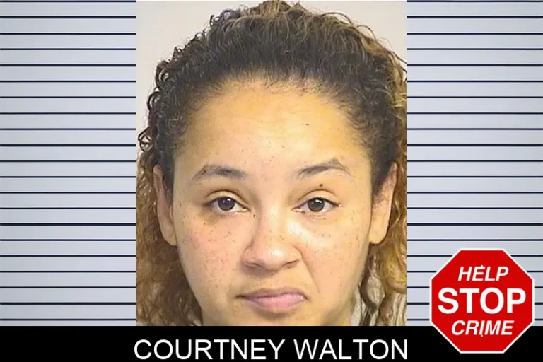 CouRtney Walton