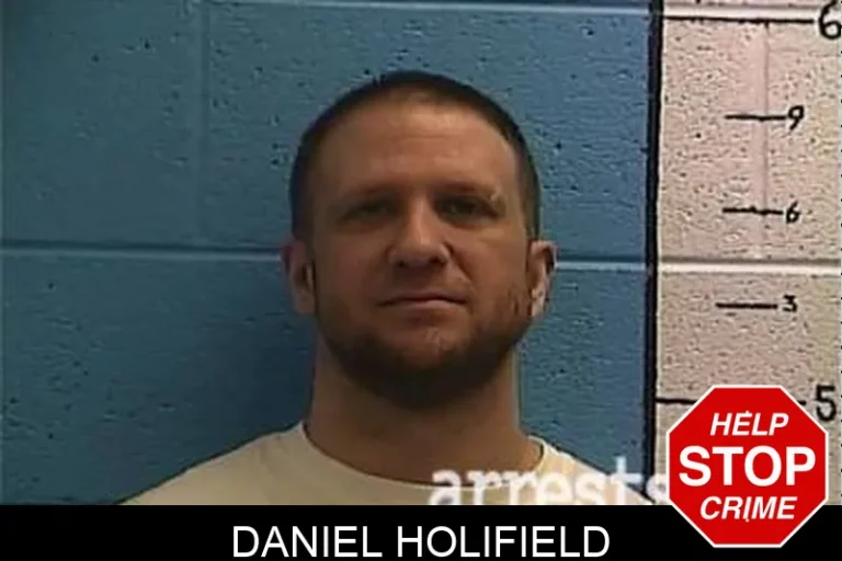 Daniel Holifield