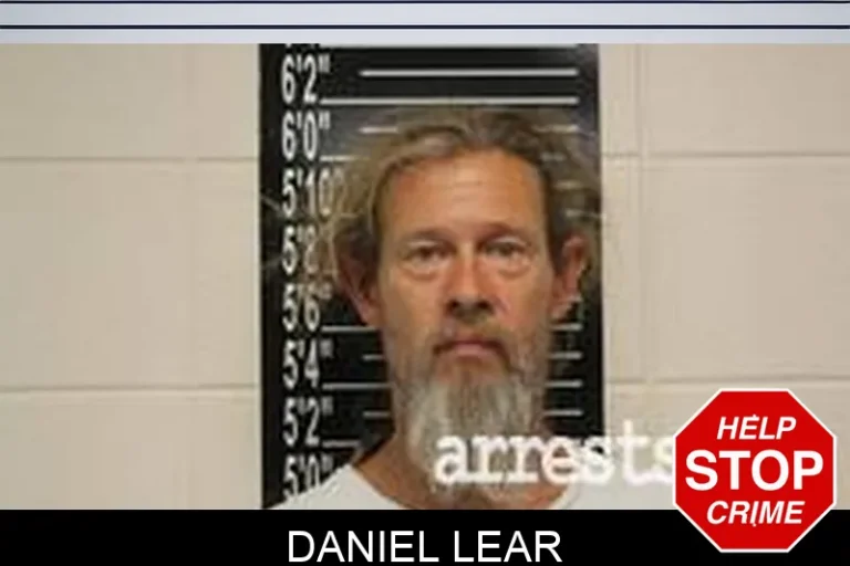Daniel Lear