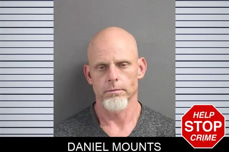 Daniel Mounts