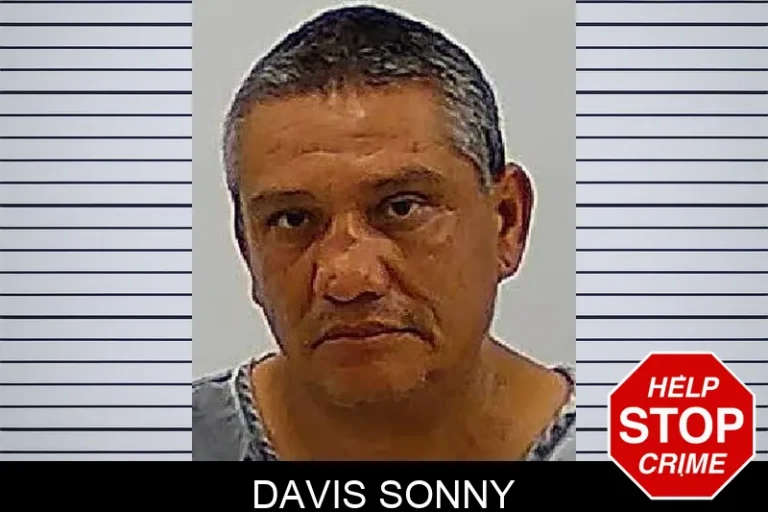 Davis Sonny